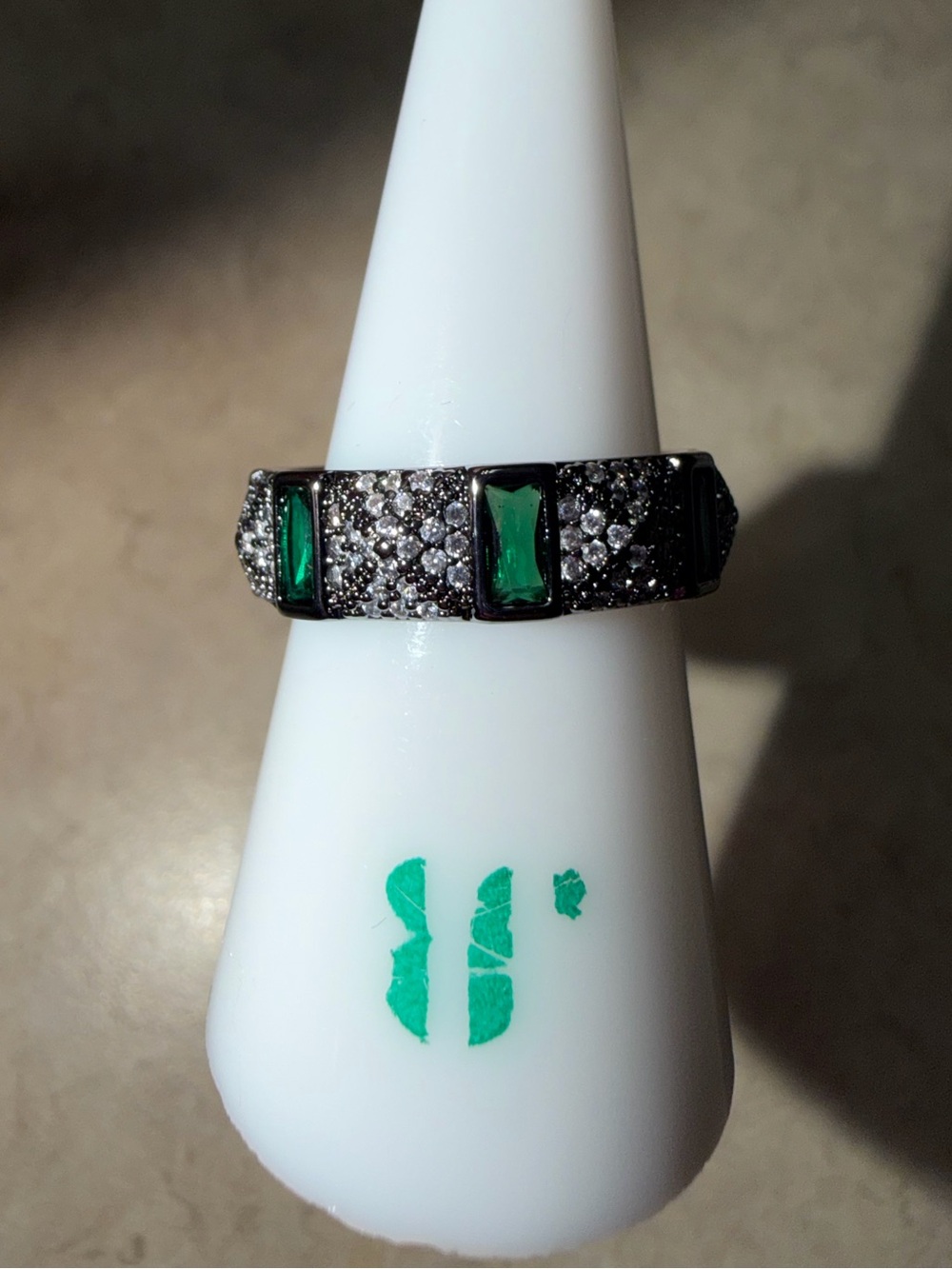 Bomb Party May Suze 8 Ring-Sparkle and Sage Emerald on Hematite RG86756